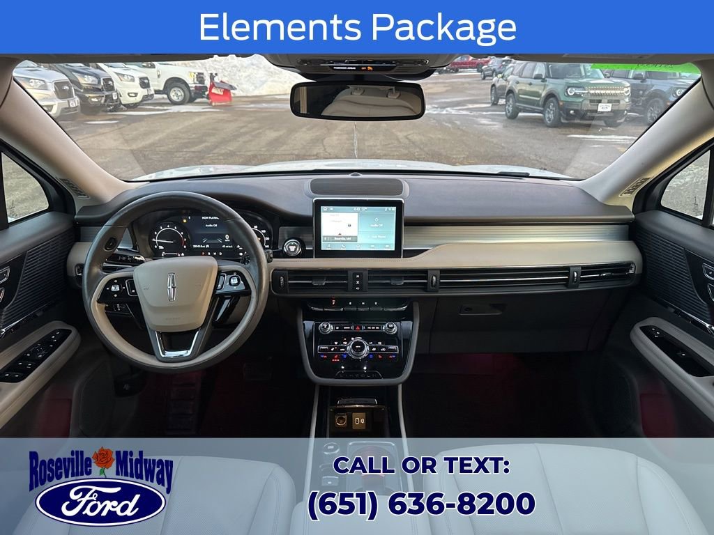 Used 2022 Lincoln Corsair AWD w/ Premium Package image 11