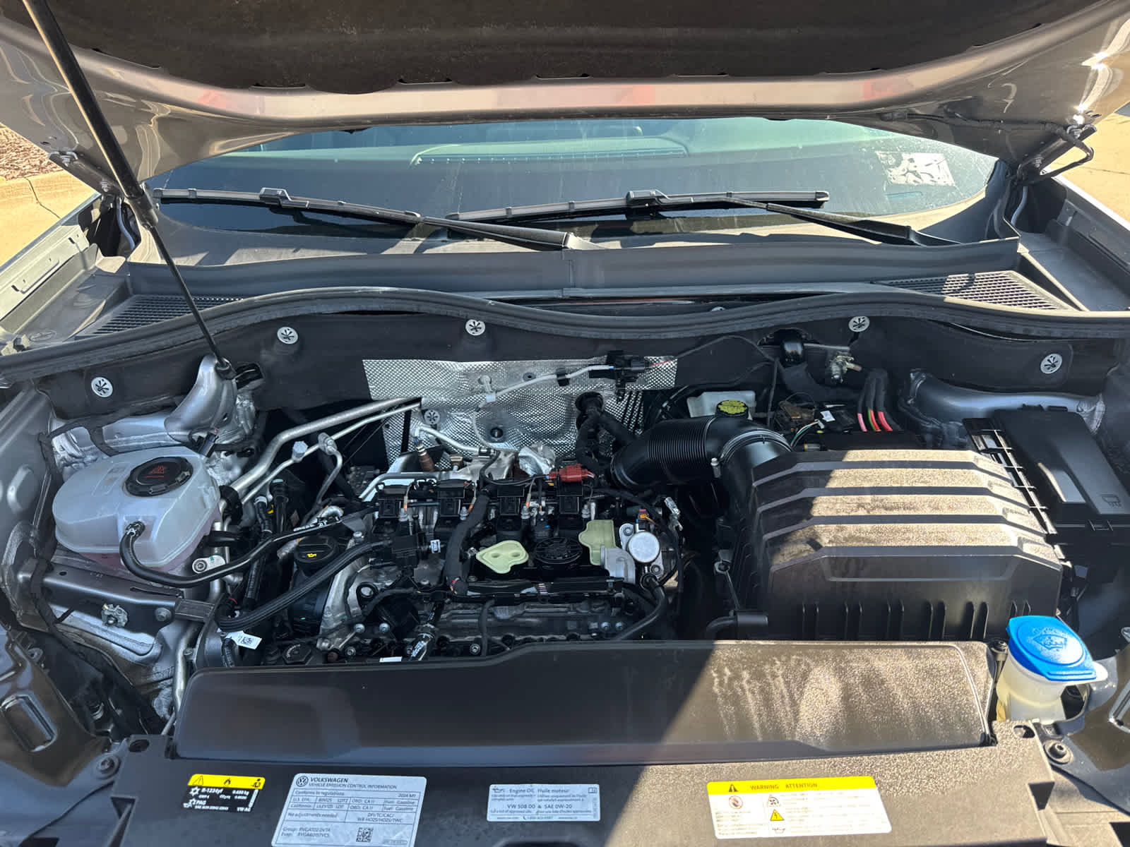Certified 2024 Volkswagen Atlas SE image 9
