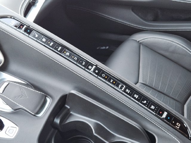 Used 2021 Chevrolet Corvette Stingray Premium Cpe w/ Z51 Performance Package RWD image 23