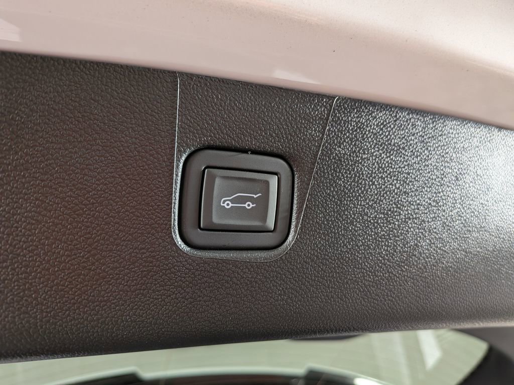 New 2026 Chevrolet Blazer LT w/ Midnight/Sport Edition AWD/4WD image 11