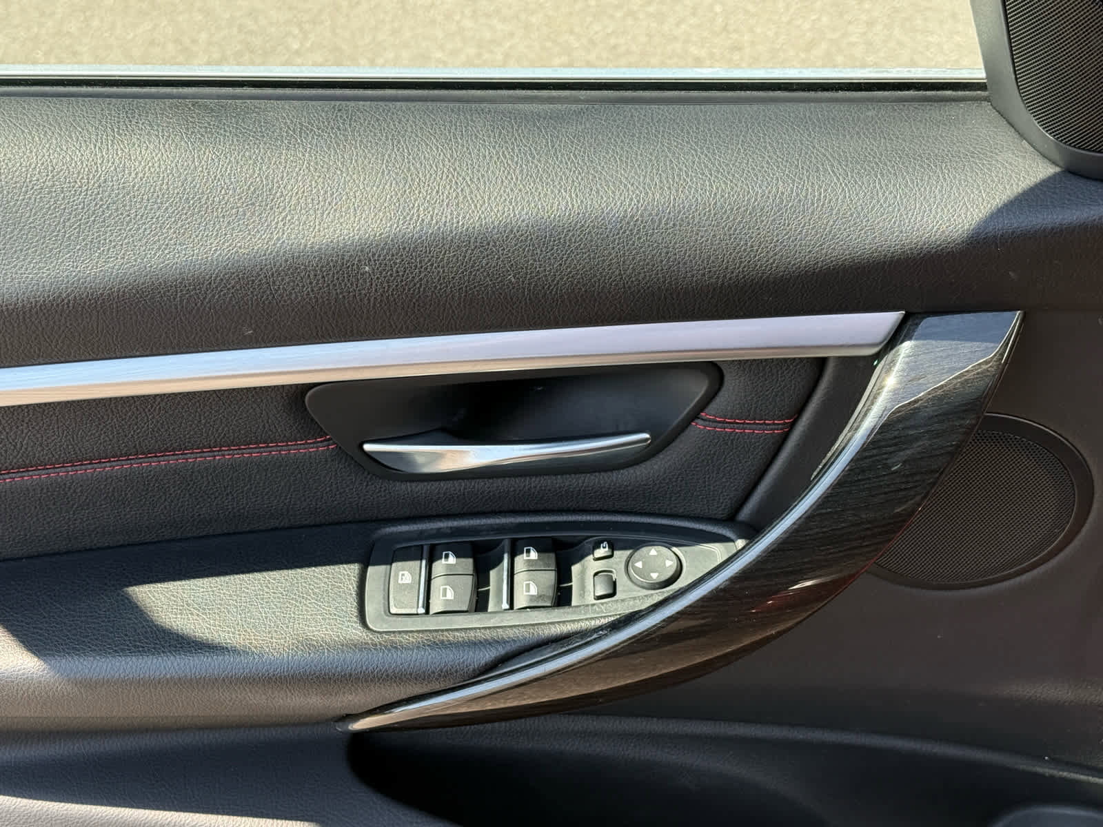 Used 2018 BMW 330i Sedan image 14