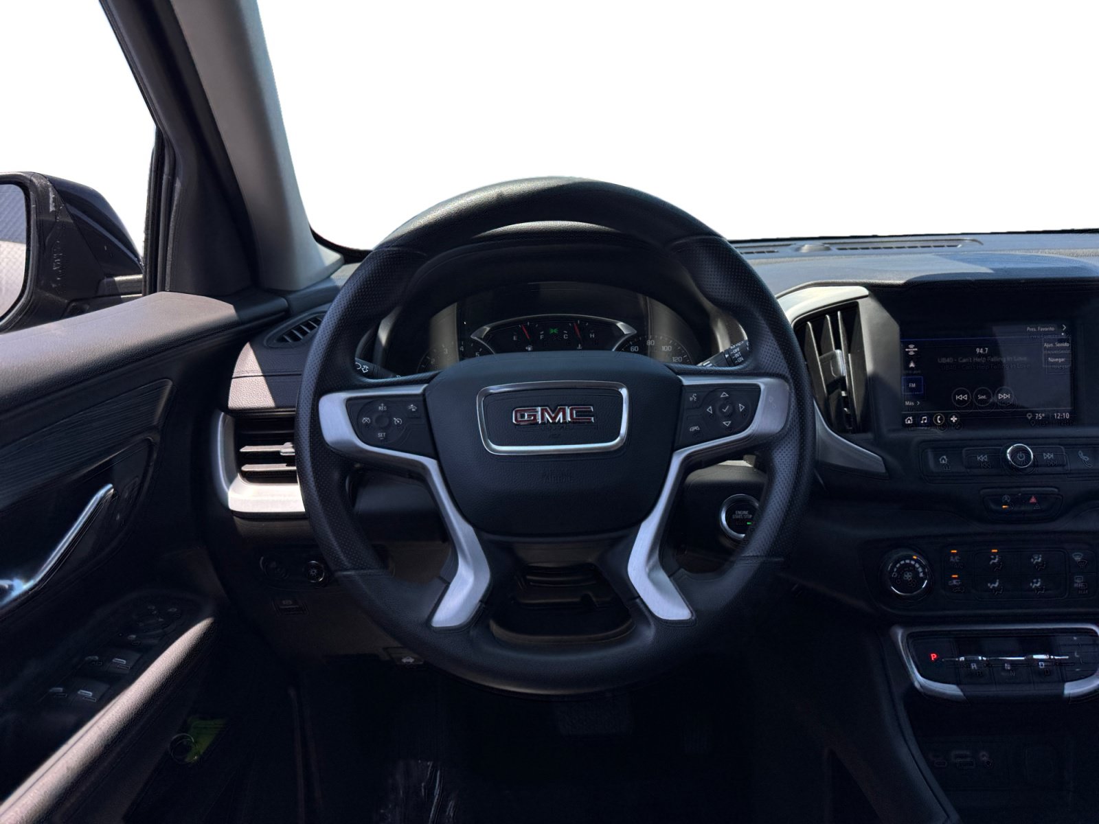 Used 2022 GMC Terrain SLE FWD image 12