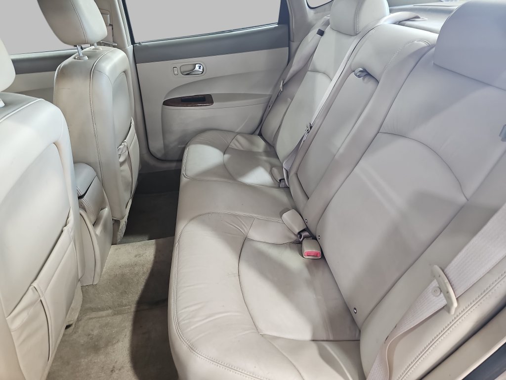 Used 2006 Buick LaCrosse CXL w/ Driver Confidence Package FWD image 17