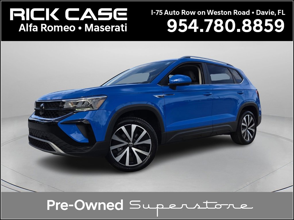 Used 2023 Volkswagen Taos SE w/ Panoramic Sunroof Package