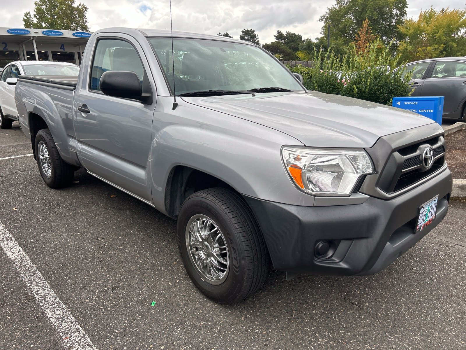 Used 2014 Toyota Tacoma 2WD Regular Cab image 3