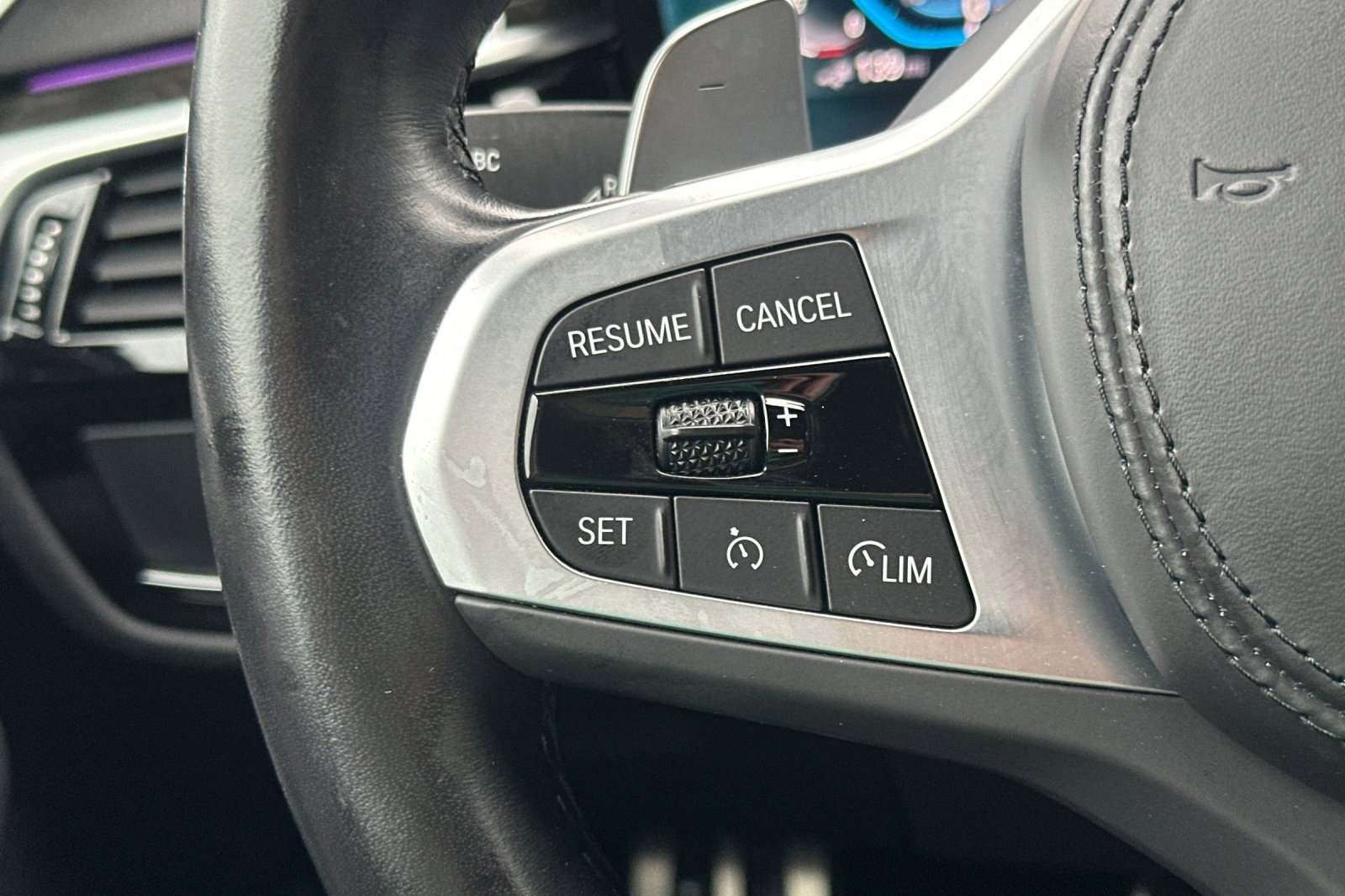 Certified 2023 BMW 530e w/ M Sport Package image 26