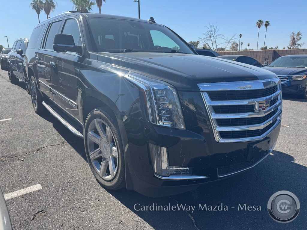 Used 2019 Cadillac Escalade ESV Luxury AWD/4WD image 1