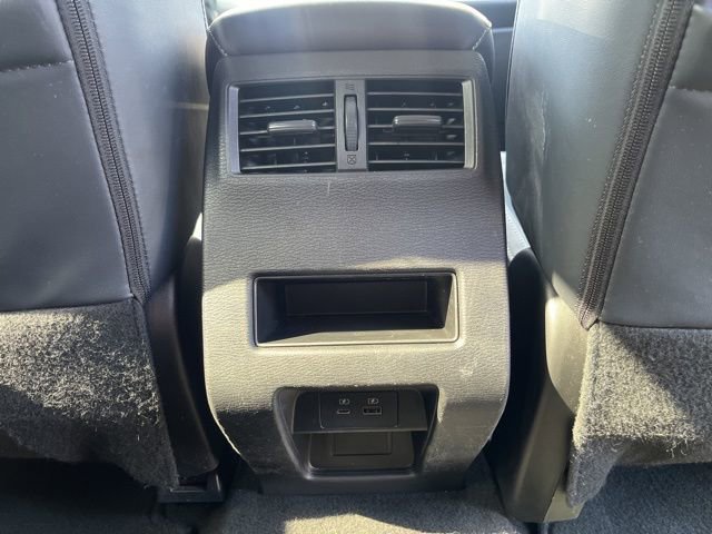 Used 2024 Mitsubishi Outlander SE Black Edition image 18