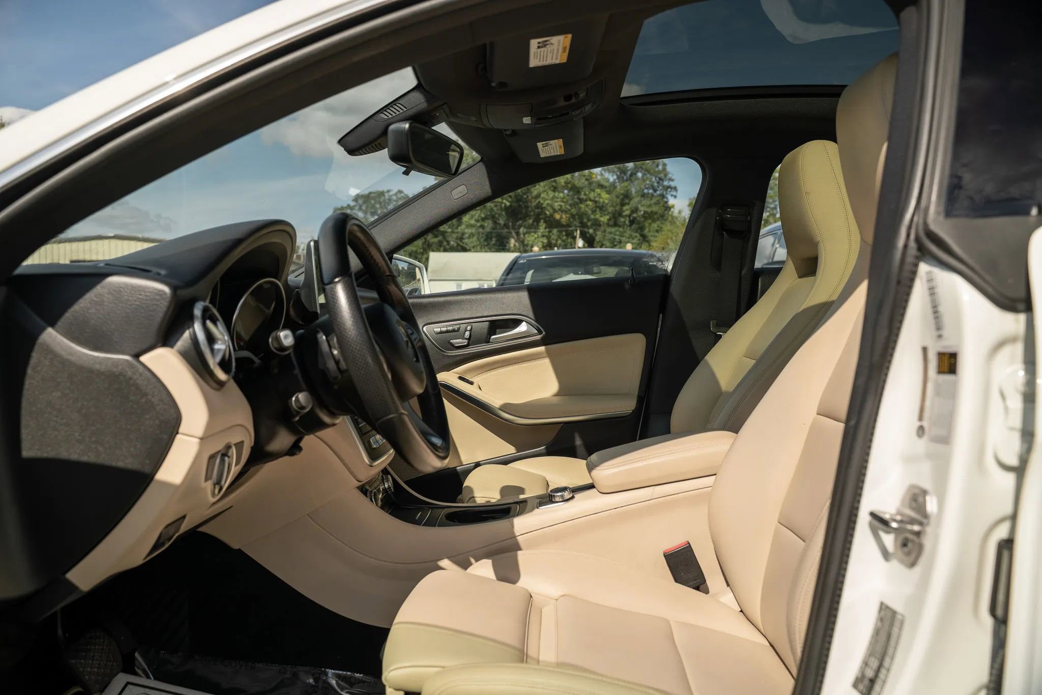 Used 2018 Mercedes-Benz CLA 250 image 7