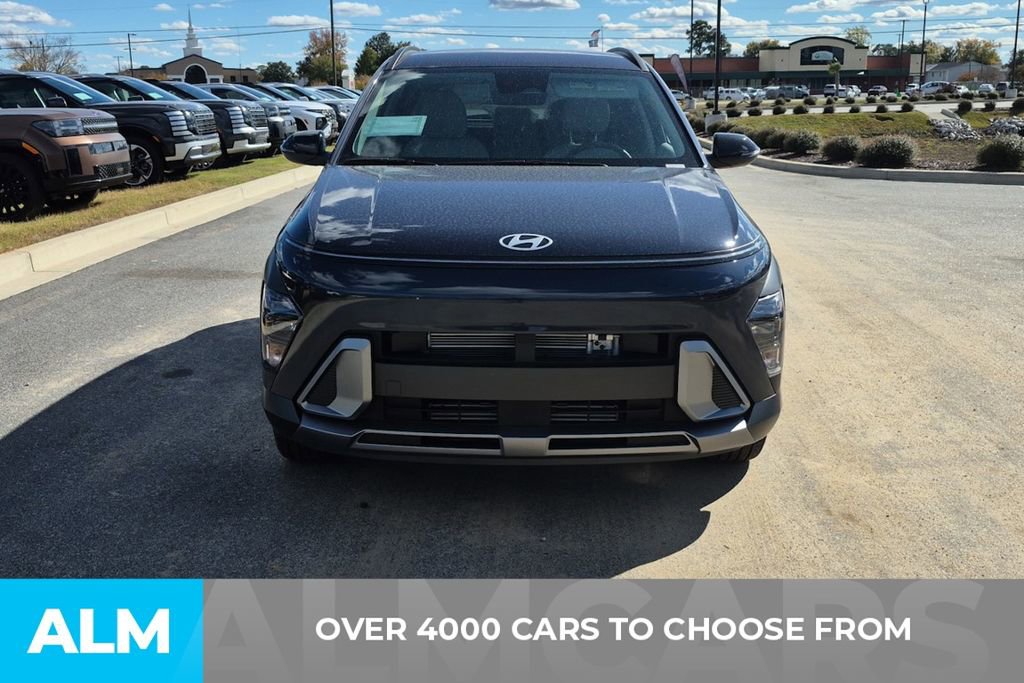 Used 2026 Hyundai Kona SEL Premium image 2