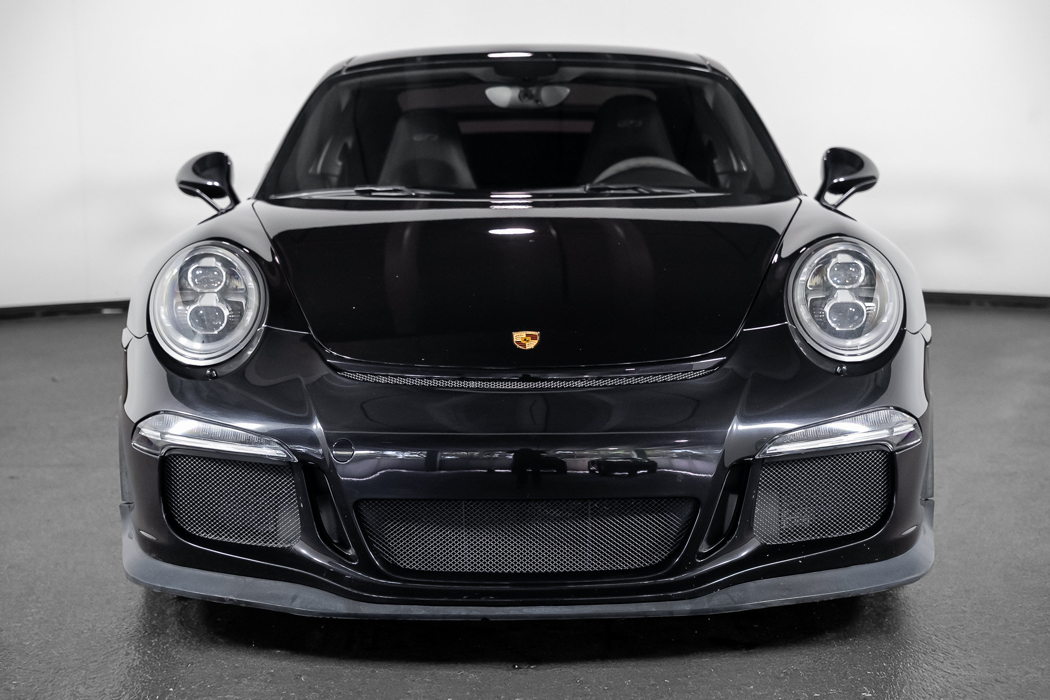 Used 2014 Porsche 911 GT3 w/ Sound Package Plus RWD image 4