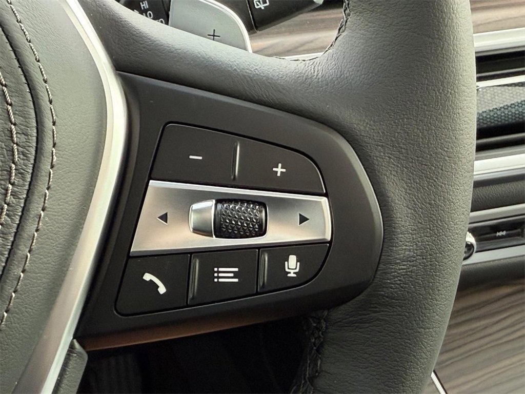 New 2026 BMW X5 xDrive50e w/ Climate Comfort Package image 13