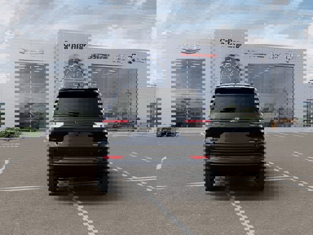 New 2026 Jeep Grand Cherokee Summit image 7