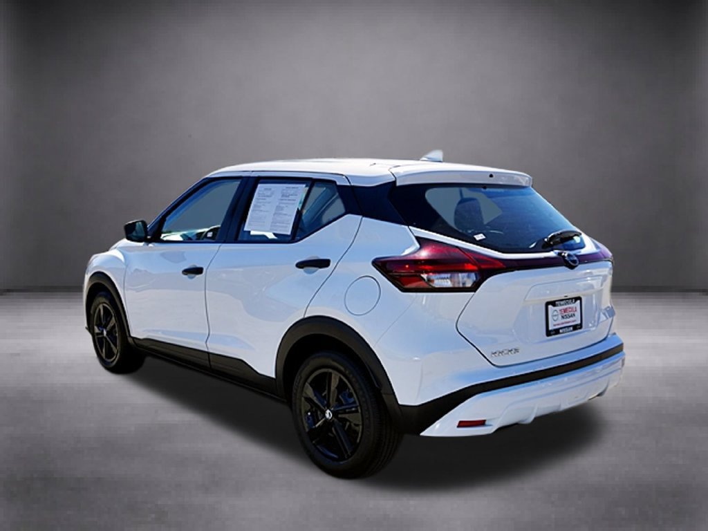 Certified 2024 Nissan Kicks S FWD image 7