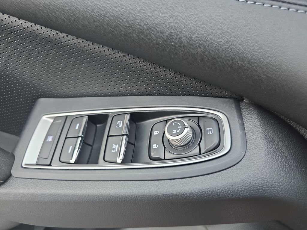 New 2026 Subaru Ascent Limited image 24