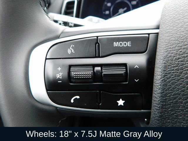 Used 2025 Kia Sportage SX image 18