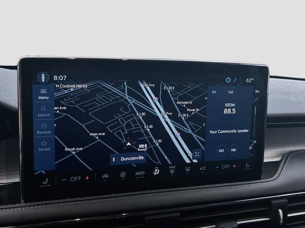 Used 2025 Lincoln Corsair AWD image 13
