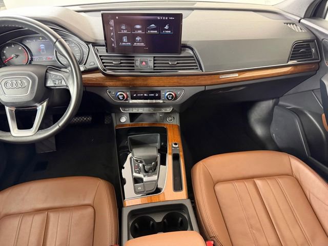 Used 2023 Audi Q5 2.0T Premium w/ Convenience Package image 15