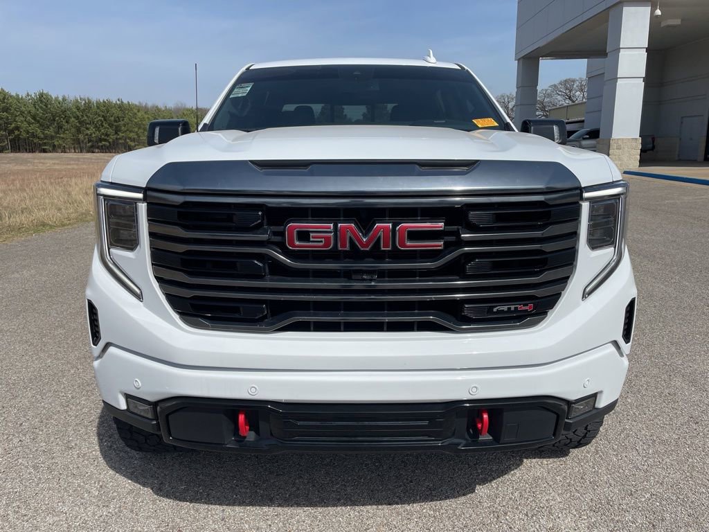 Used 2024 GMC Sierra 1500 AT4 w/ AT4 Premium Package image 8