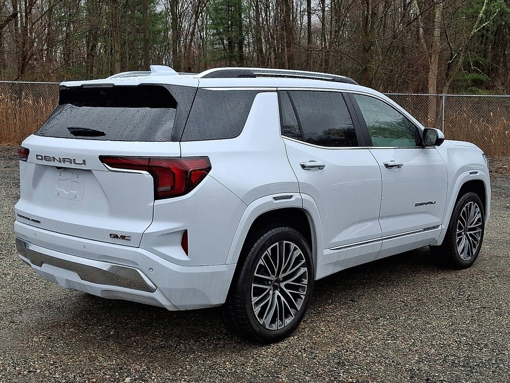 Used 2026 GMC Terrain Denali w/ LPO, Floor Liner Package image 6