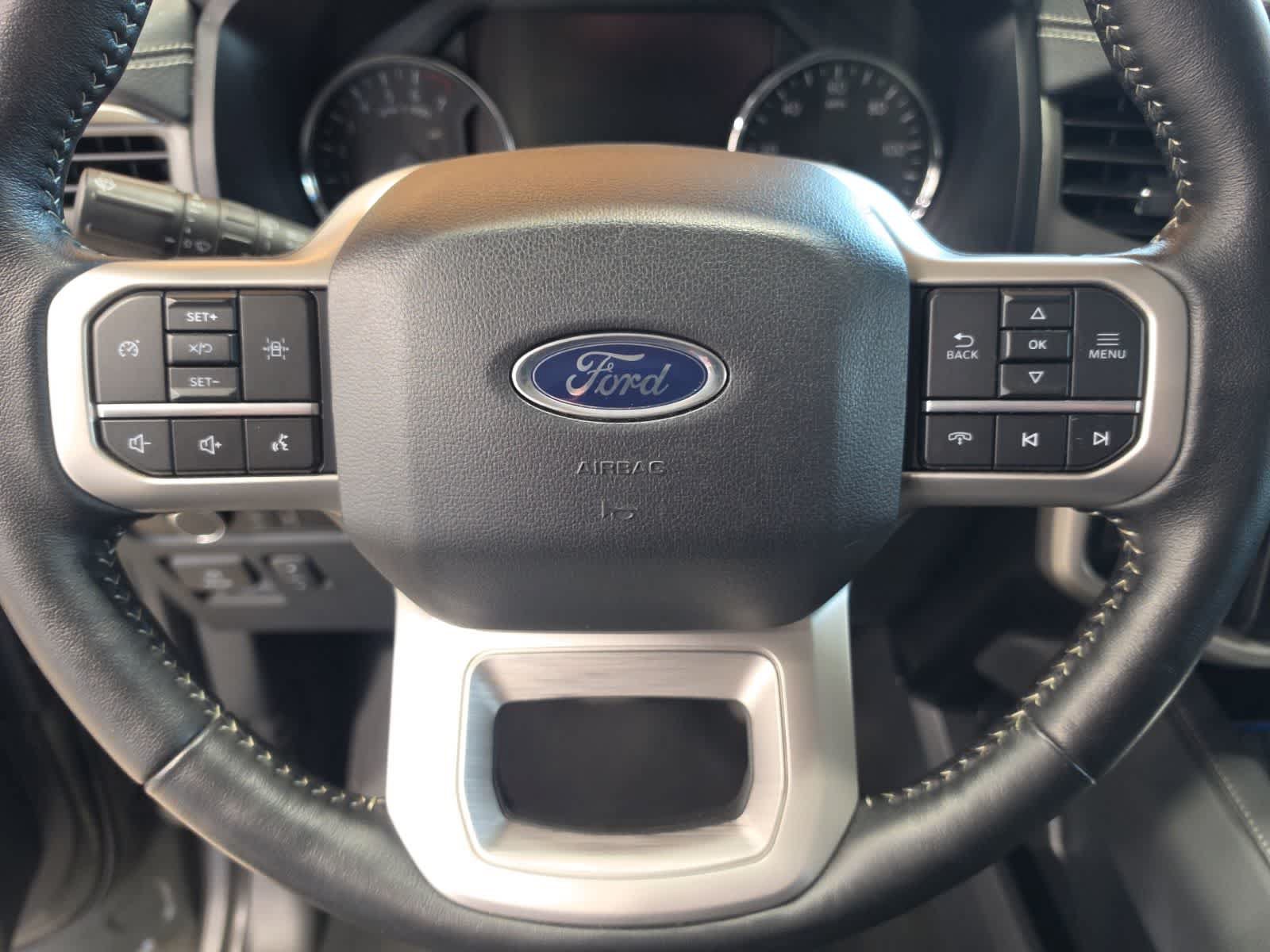 Used 2024 Ford Expedition XLT AWD/4WD image 20