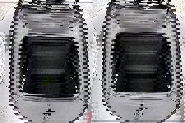 Used 2017 Porsche 911 Carrera 4 image 32