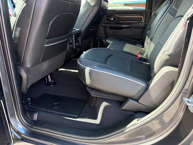 Used 2025 RAM 2500 Limited AWD/4WD image 20