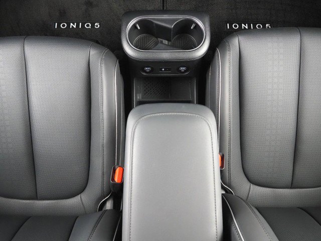 Used 2024 Hyundai Ioniq 5 AWD Limited image 25