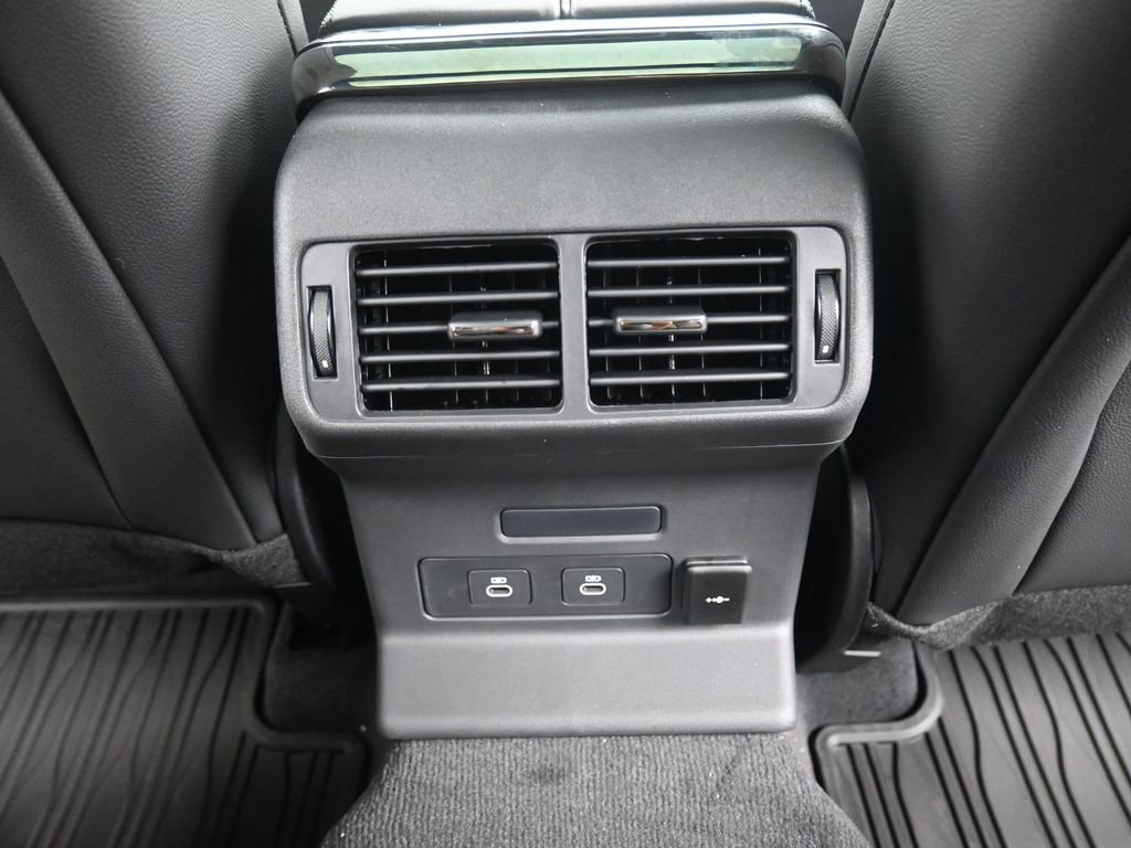 Used 2025 Land Rover Range Rover Velar S image 16