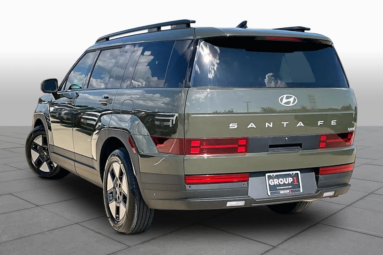 Certified 2024 Hyundai Santa Fe SEL FWD image 11
