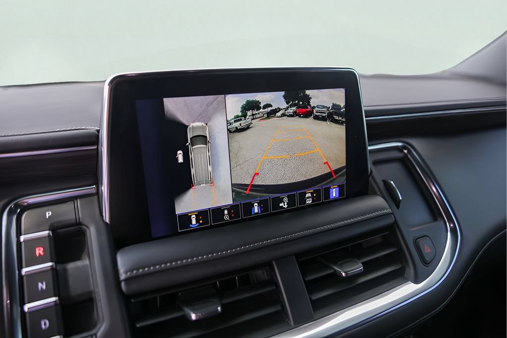 Used 2023 Chevrolet Tahoe Z71 w/ Luxury Package AWD/4WD image 19