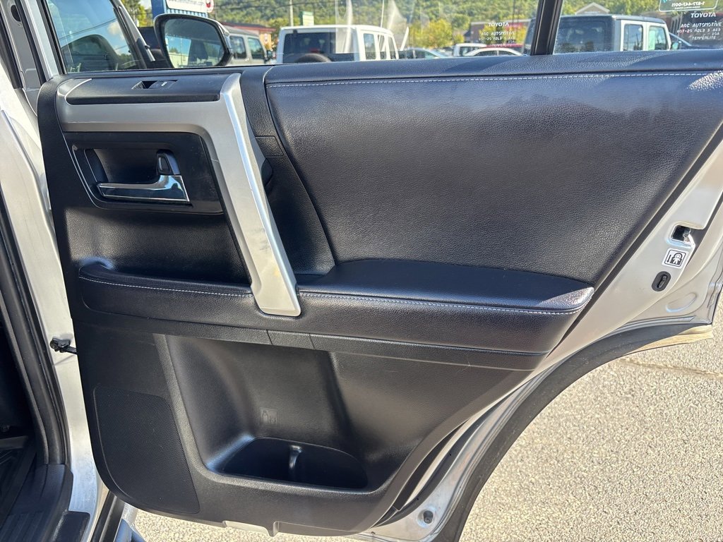 Used 2018 Toyota 4Runner SR5 image 30