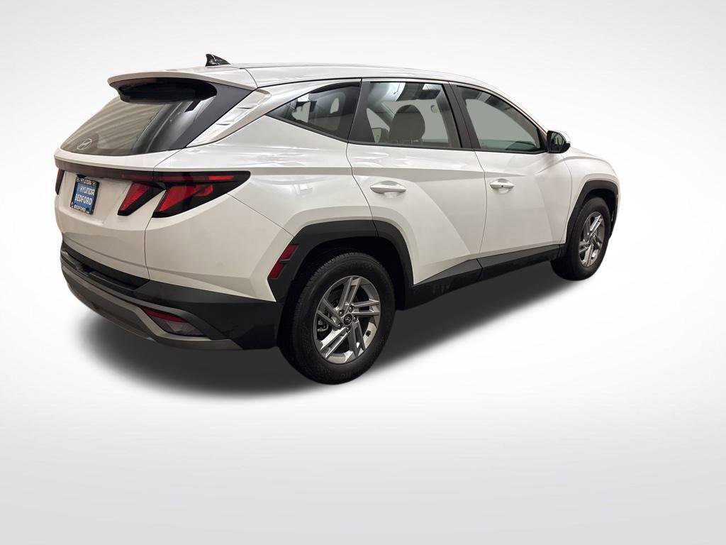 New 2025 Hyundai Tucson SE image 5
