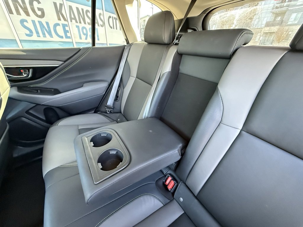 Used 2021 Subaru Outback Onyx Edition XT image 30