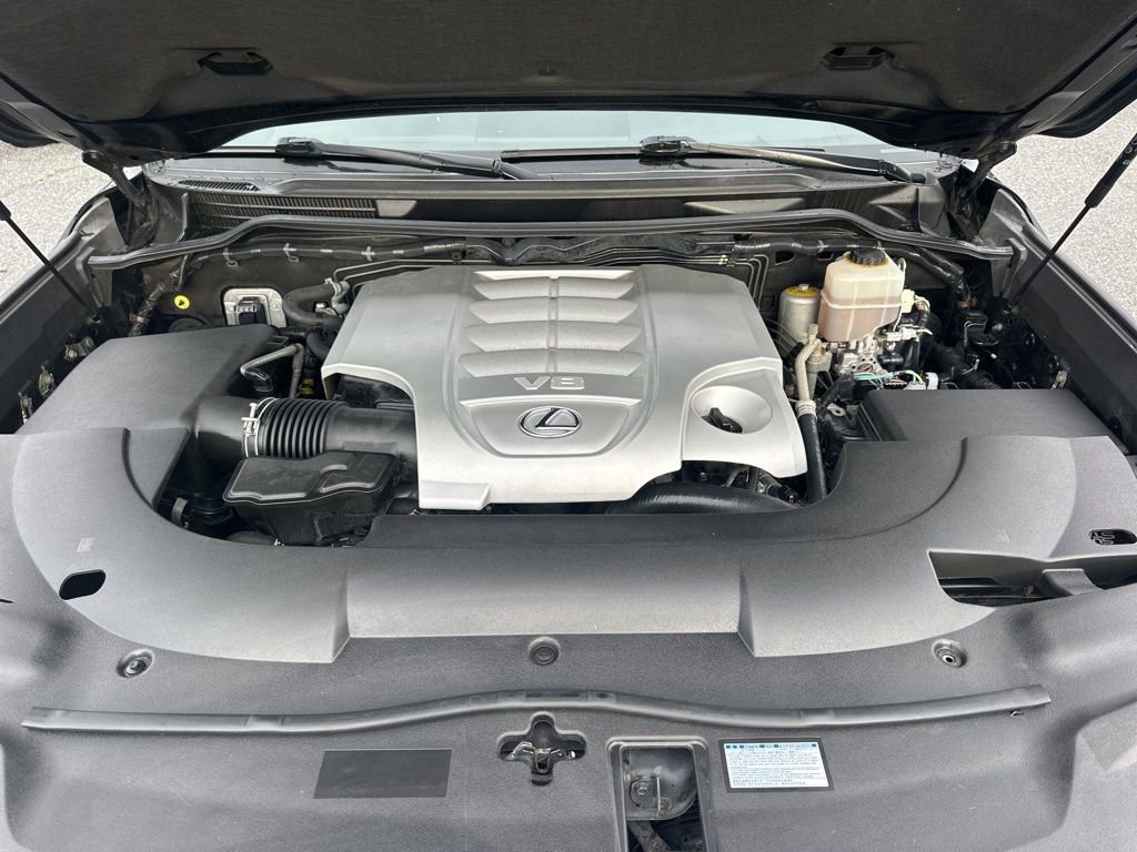 Used 2016 Lexus LX 570 4WD image 36