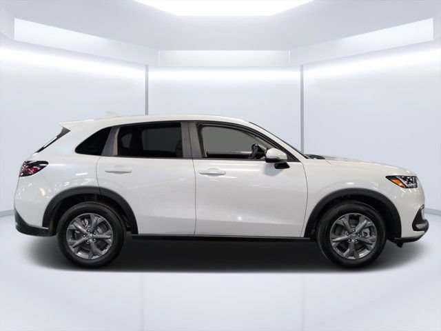 Used 2026 Honda HR-V LX image 2