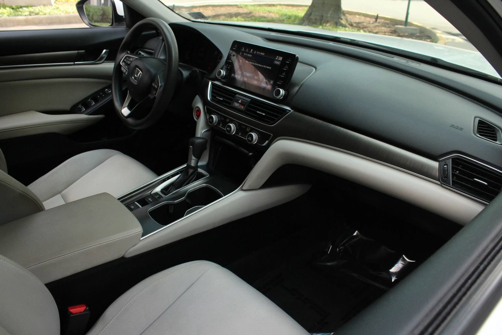 Used 2021 Honda Accord LX image 25