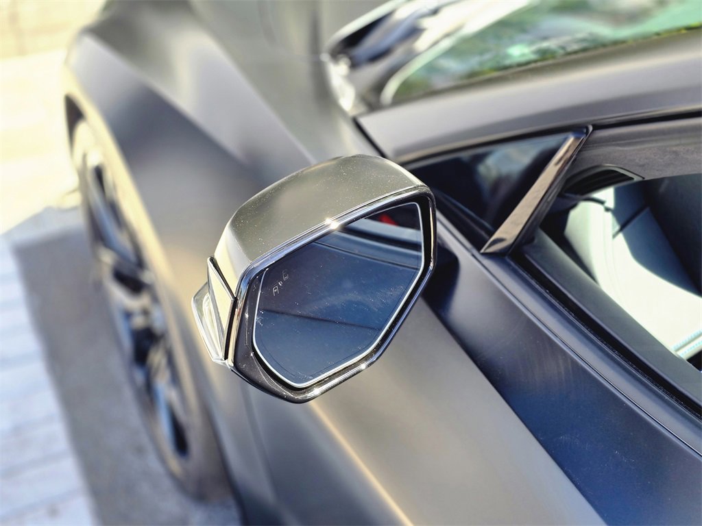 Used 2025 Chevrolet Corvette Z06 w/ Z07 Performance Package image 11