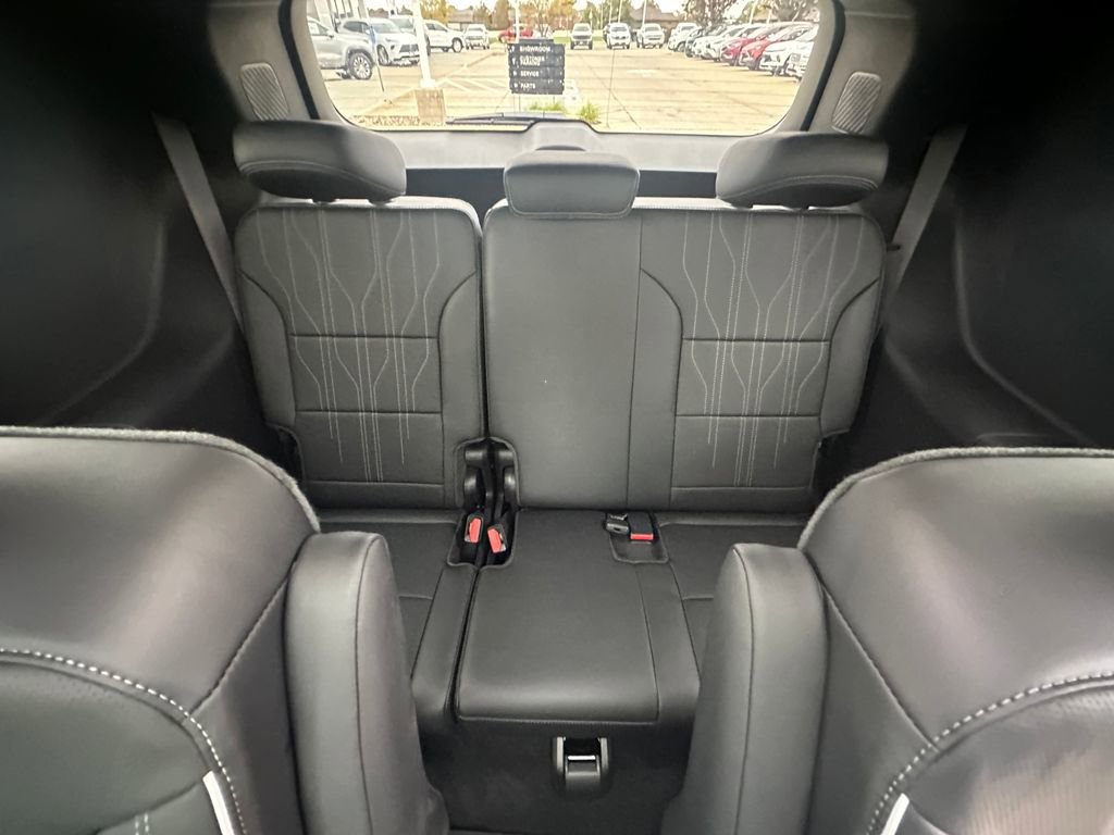 New 2026 Buick Enclave Avenir image 27