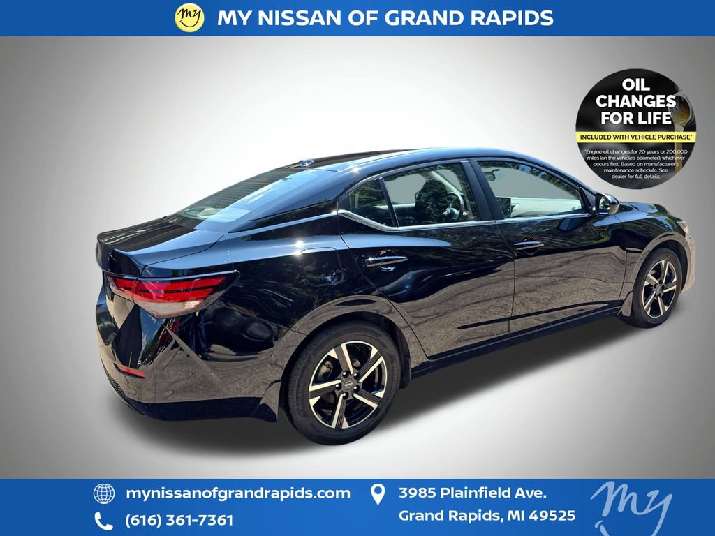 Used 2025 Nissan Sentra SV w/ All-Weather Package FWD image 8