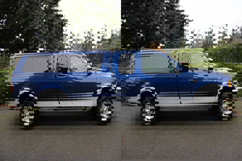 Used 1998 Ford F150 Lariat image 10