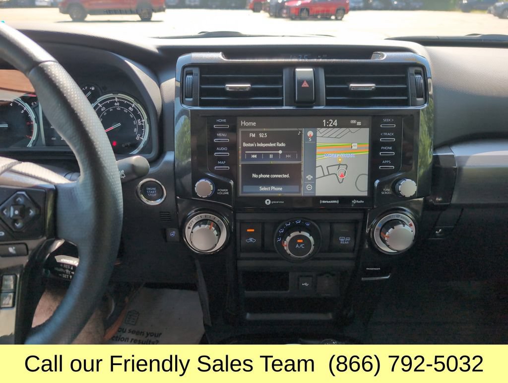 Used 2023 Toyota 4Runner TRD Off-Road Premium w/ Moonroof Package AWD/4WD image 19