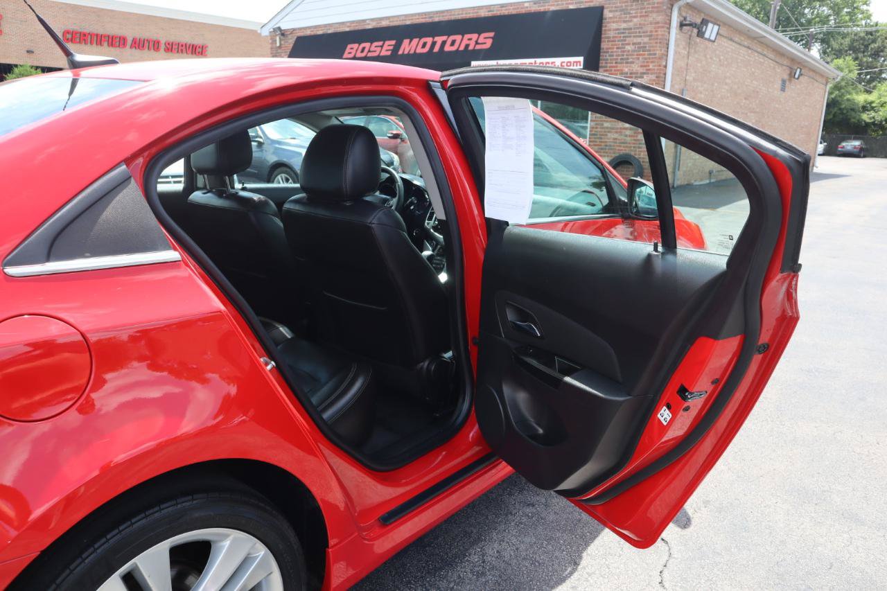 Used 2014 Chevrolet Cruze LTZ w/ RS Package FWD image 13