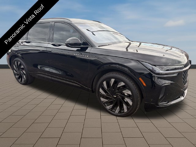 Certified 2024 Lincoln Nautilus Reserve w/ Equipment Group 202A AWD/4WD image 10