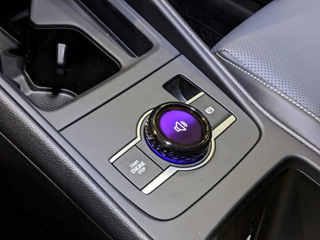 New 2026 Volkswagen Tiguan SE image 19