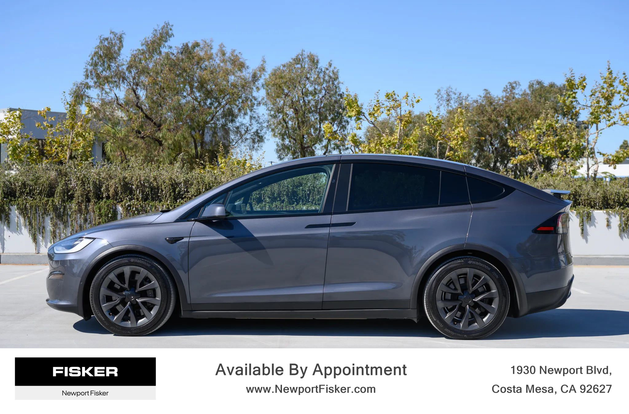 Used 2022 Tesla Model X image 3