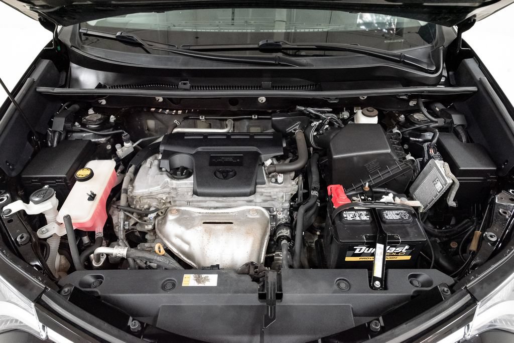 Used 2018 Toyota RAV4 LE w/ All Weather Liner Package AWD/4WD image 3