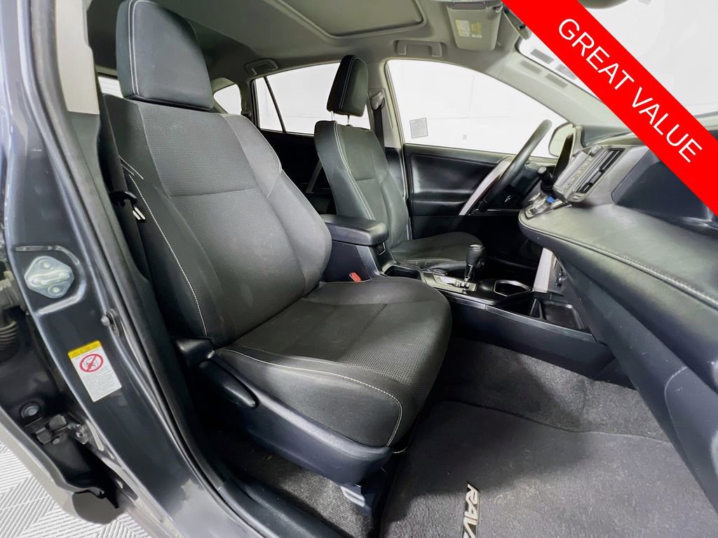 Used 2017 Toyota RAV4 XLE w/ Convenience Package image 26