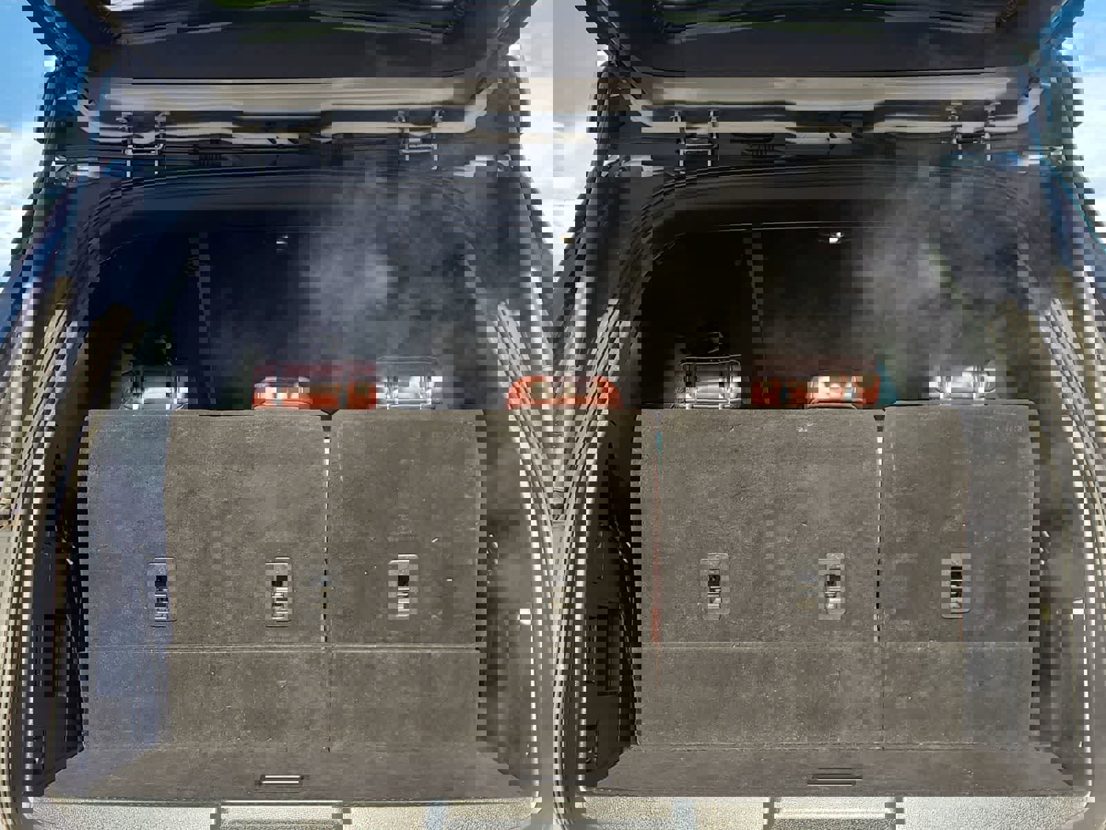 Used 2023 Ford Expedition Limited image 27