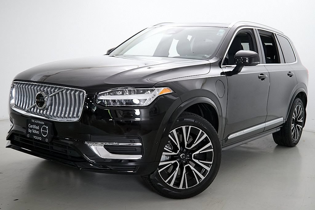 Certified 2024 Volvo XC90 T8 Plus AWD/4WD image 2
